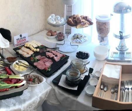 Rubin Hotel Сибиу Екстериор снимка