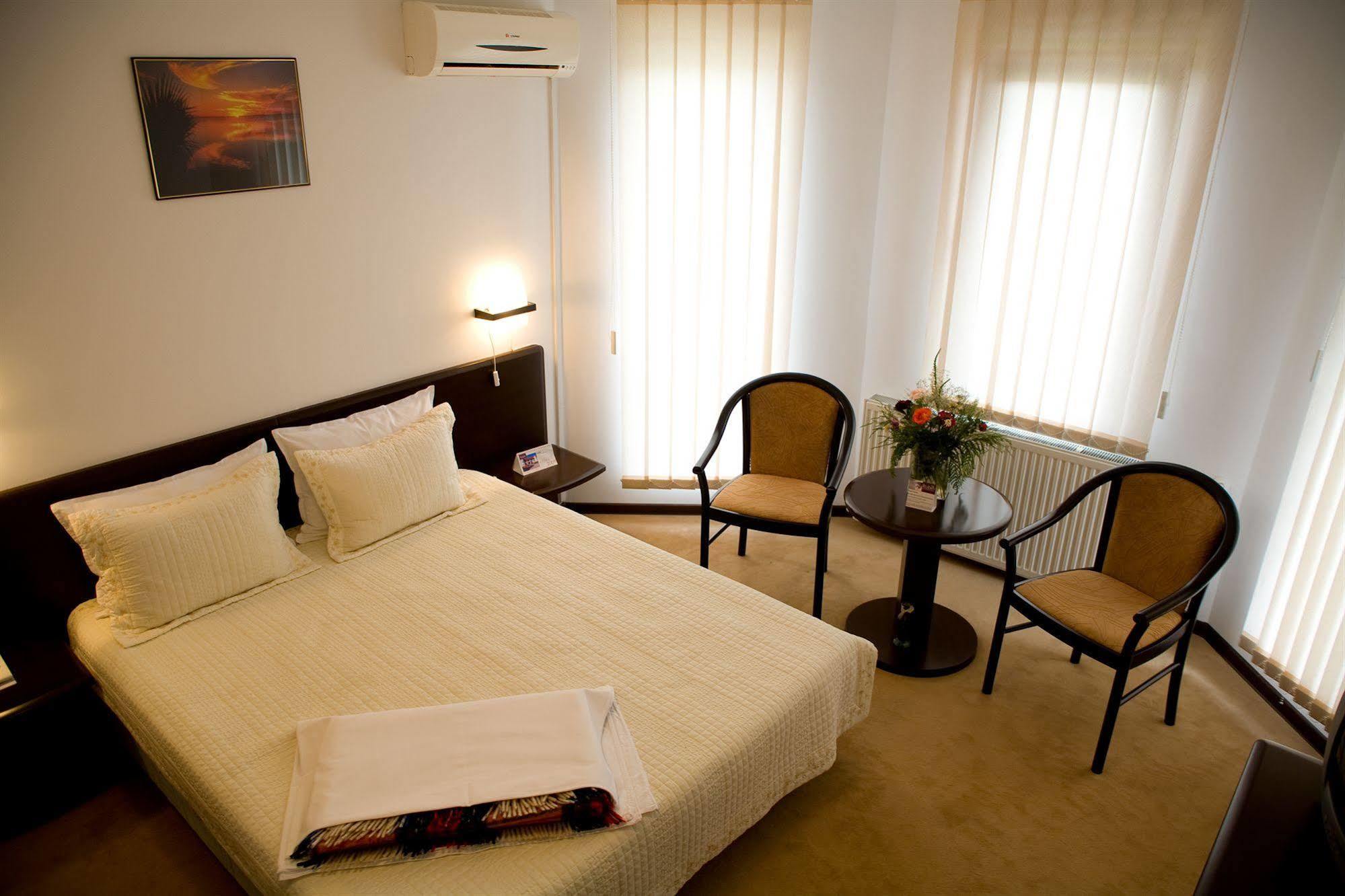 Rubin Hotel Сибиу Екстериор снимка